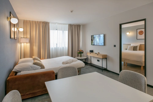 Appartement T2 hôtel Sevenline avec kitchenette et lave-vaisselle pour Pink'Tolosa 2026